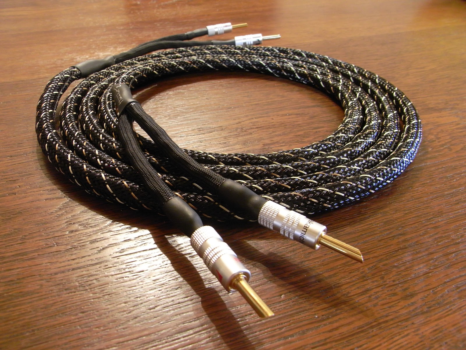 Audio HUM-DIY para dummies, II: cómo experimentar con cables - Página 6 RIMG2394