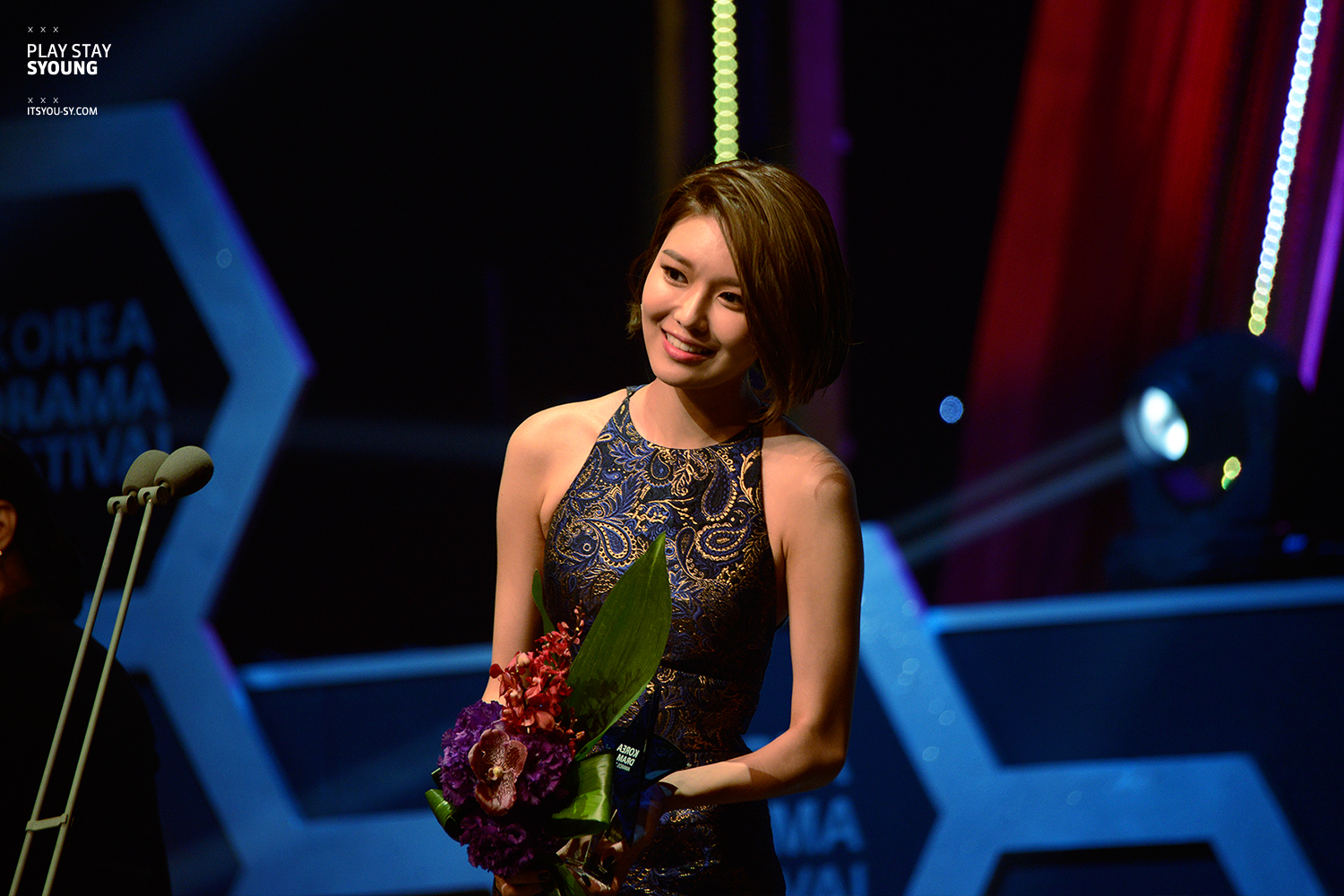 [PIC][09-10-2015]SooYoung đảm nhận vai trò MC cho "2015 Korea Drama Awards" + Nhận giải "Female Excellence Award" vào hôm nay 0210_42