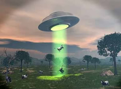 Invasión Aliens - Planes militares de Estados Unidos contra una invasión extraterrestre - Página 2 Cattleufo