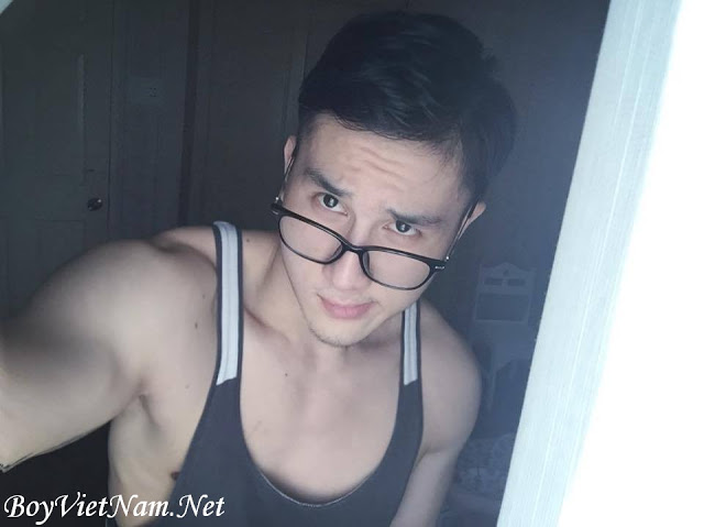 Hot boy FB: Đoàn Đình Phúc : Chuẩn trống :D Image00021