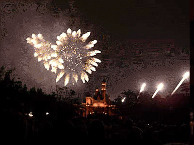 5000 பதிவுகள் கடந்த  ஜாஹீதாபானு  அவர்களை வாழ்த்தலாம் வாருங்கள்! Fireworks_animated-gif
