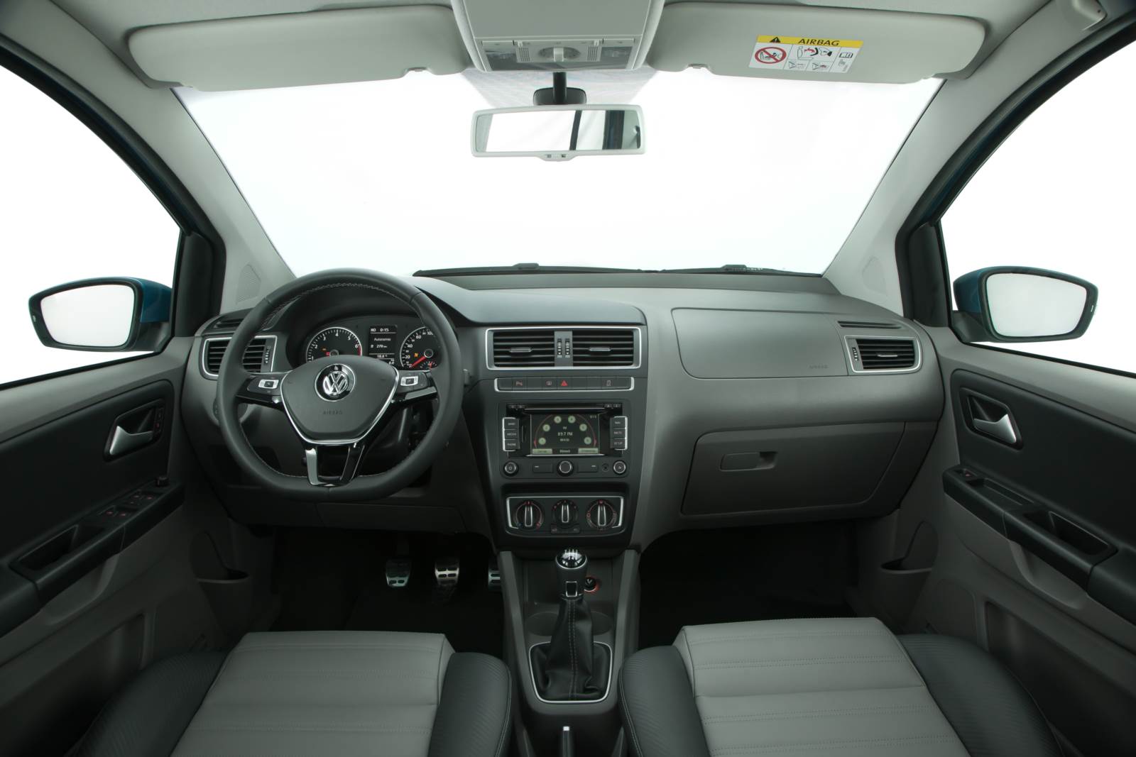 Volkswagen Fox Novo-Fox-Highline-interior%2B(3)