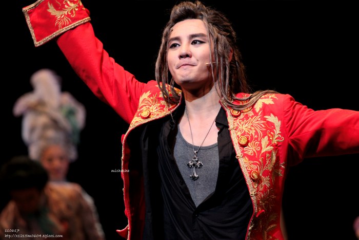 [Fotos] Junsu en Musical Mozart X8