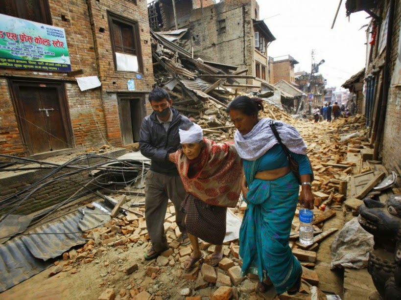 Népal: Une Violente réplique de magnitude 6,7 touche de nouveau le pays, le bilan provisoire est désormais de plus de 2000 Morts Nepal