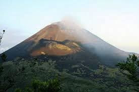 1200 people evacuated from the foot hills of Mount Egon Indonesia as the volcano status is raised to high alert!  Images