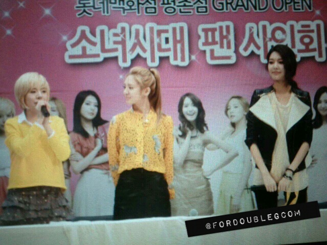 [PICS][29.03.12] Sunny, Hyoyeon, Sooyoung @ Lotte Fansign Event 5b2lr