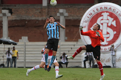 Tópico Oficial do GRE-NAL (Vale o Gauchão) - Página 2 Gol%2Bvicosa%2Bgremio%2B2