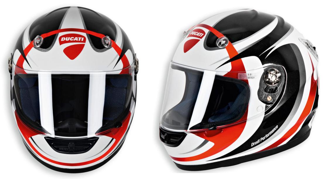 Casque - Page 15 Sabre%2B2011