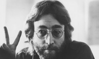 Οδοντίατρος θέλει να κλωνοποιήσει τον John Lennon από το δόντι του! %CE%B1