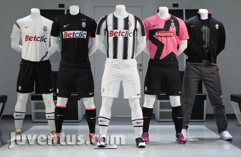 Equipación Juventus FC 2011/2012 MAG