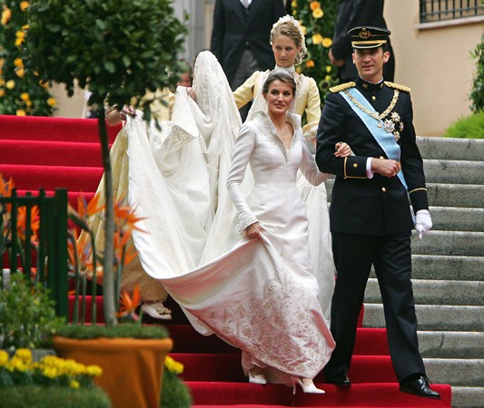 " والأميرات " _PrincessLetiziaWeddingGown2.jpg