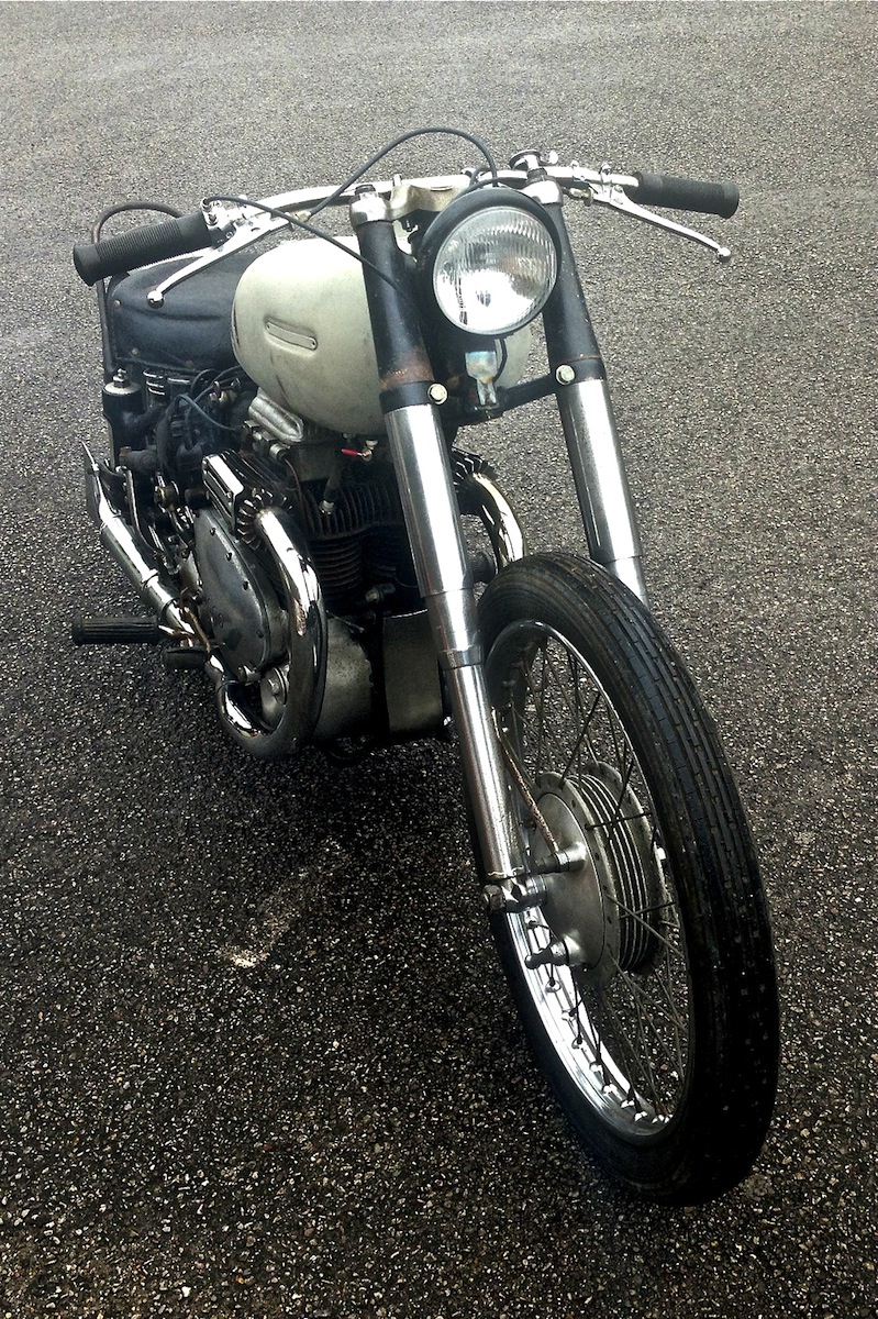 What is it ??  [Ariel Square Four... Bobber! ] 003