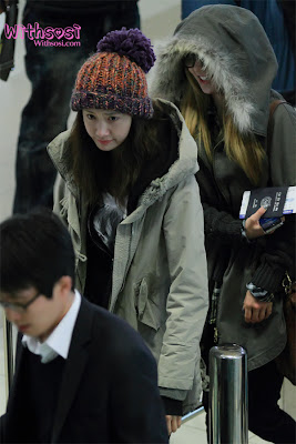 [PICS][28-02-2012] SNSD @ Gimpo Airport 4ptcZ