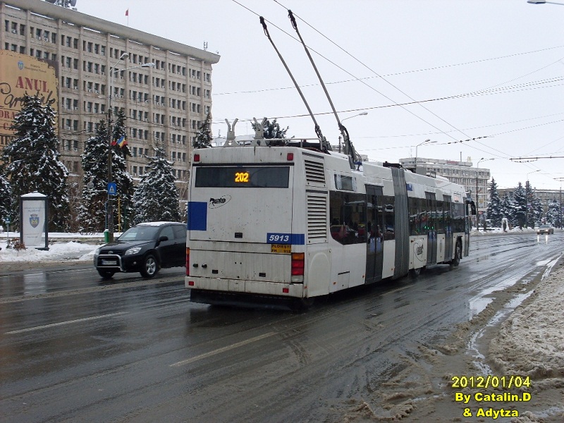 NEOPLAN N 6121 - Pagina 2 SDC11036