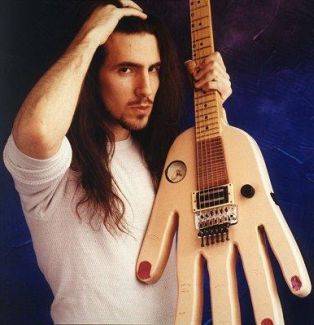 MUSICOS CON CERO CARISMA Ron_Thal_(Bumblefoot)-12474_jpeg