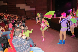 Winx Club koncertas Ispanijoje  416934_10150647340153909_95420583908_8808202_1212600346_n