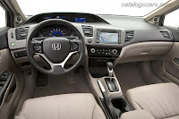  سيارات هوندا سيفيك Honda-Civic-2012-35