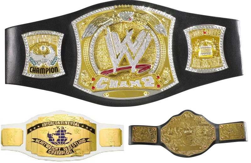 معلومتنا | ما هي نوعية الأحزمة المستخدمة في عروض المصارعة؟  WWE_belts