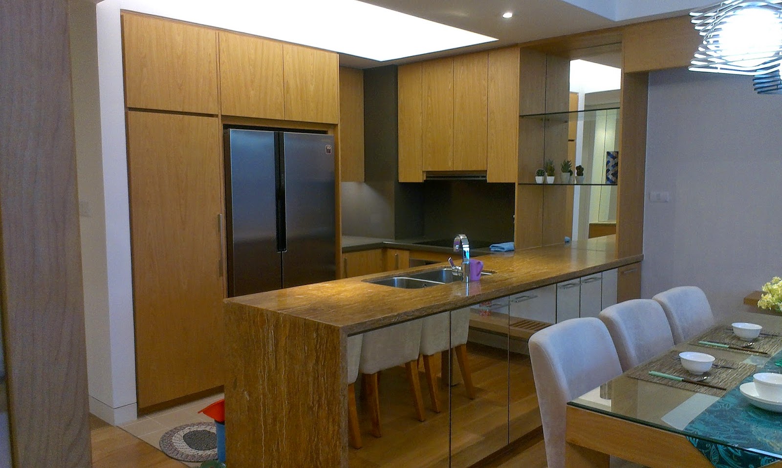 A luxury apartment in The Indochina Plaza for renting (1700$) IMAG0133