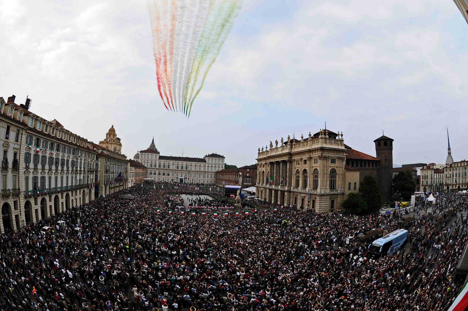 EL GIRO DE ITALIA 2011. La vuelta de 3 semanas más dura de la temporada. Alpini1