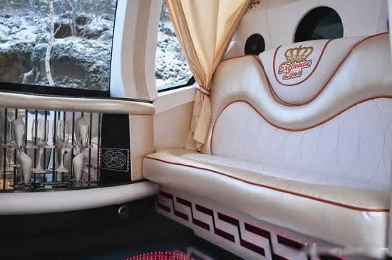 مكتبة سيارات  رائعه  - صفحة 2 Russian-car-limousine-Wedding-11