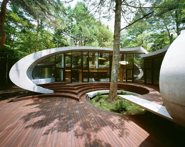 اليابانيين ماخلو مكان ما أستثمروه  Japanese-oval-sushi-roll-house-villa-cottage-9