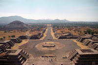 ¿Una guerra extraterrestre alteró la línea humana del tiempo? Teotihuacan2_1024