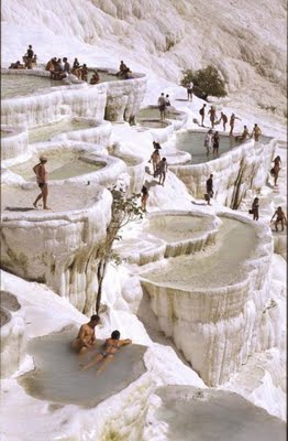 துருக்கி நாட்டிற்குள் சில வினாடி சென்று வருவோம்! Pamukkale_Turkey_3