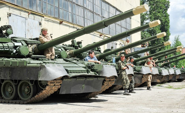 اعاده تأهيل دبابات T-80 الاوكرانيه  Ukraine%2BT-80%2Btank%2Boverhaul%2Bfactory%2B6