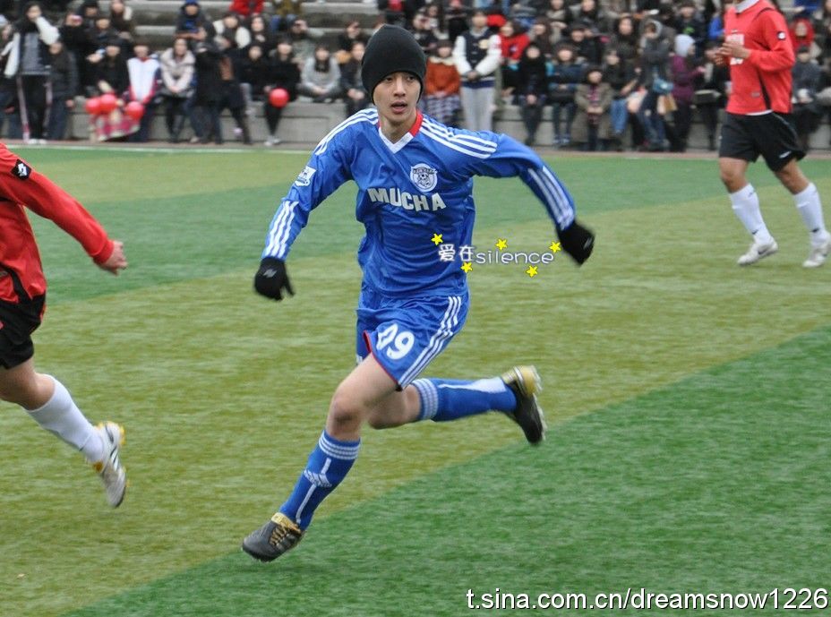 Kim Hyun Joong @ FC MEN Charity Soccer Match  8