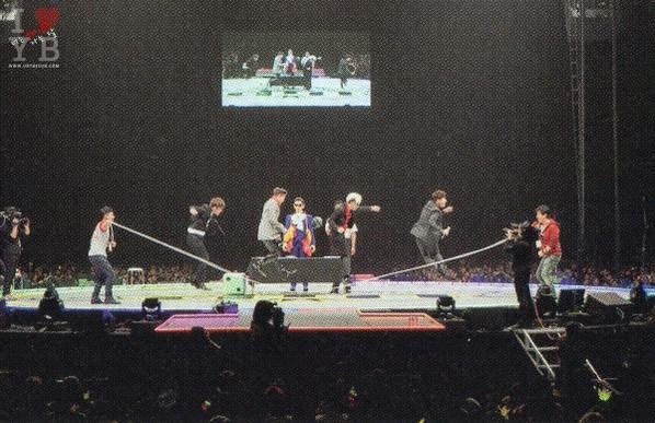 [19/02/15][Pho/Vid] DVD Fanclub Event 2014 “Fantastic Babys” của BIGBANG Fantastic-babys-dvd_002