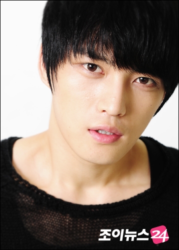 [20/7/2011][Pic]Jaejoong - Joy News Interview Jae%2B%252811%2529