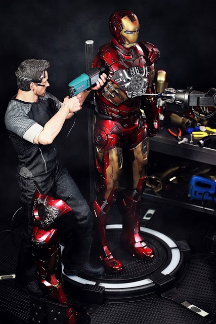 [Hot Toys] Iron Man 3: Tony Stark (Armor Testing Version) - Página 30 H