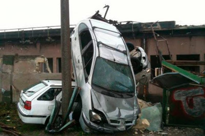 VIOLENTO TORNADO AZOTO LA CIUDAD DE TARANTO, SUR DE ITALIA A8ebda4f6d9f62d240c3f8de6325c315