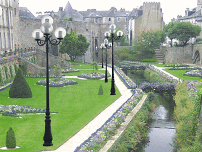 Đèn chiếu sáng đô thị,đèn sân vườn,cột đèn sân vườn Cot-den-trang-tri-san-vuon5