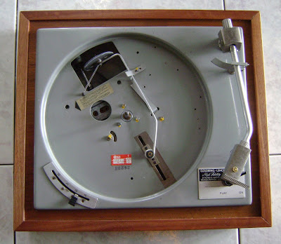 Goldring Lenco GL70 turntable ( Used ) Sold Goldring%2Bgl70%2Btop