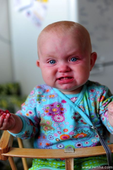 Funny pics of angry babies Babies_that_are_pissed_07