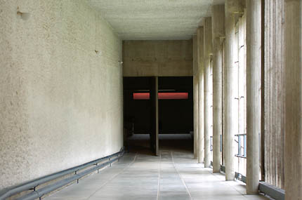 Couvent de la Tourette par Le Corbusier Tourette3