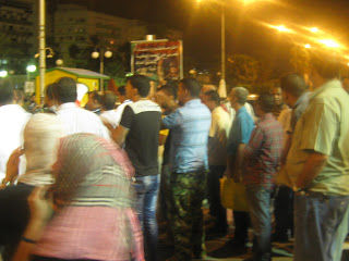 غيداء التواتي : مظاهرة لدعم الجرحى في بنغازي IMG_0314