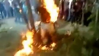 VideoViolento/Presuntos violadores, son linchados y quemados en Las Ollas Chamula Chiapas.  Untitled-2-c-440x250