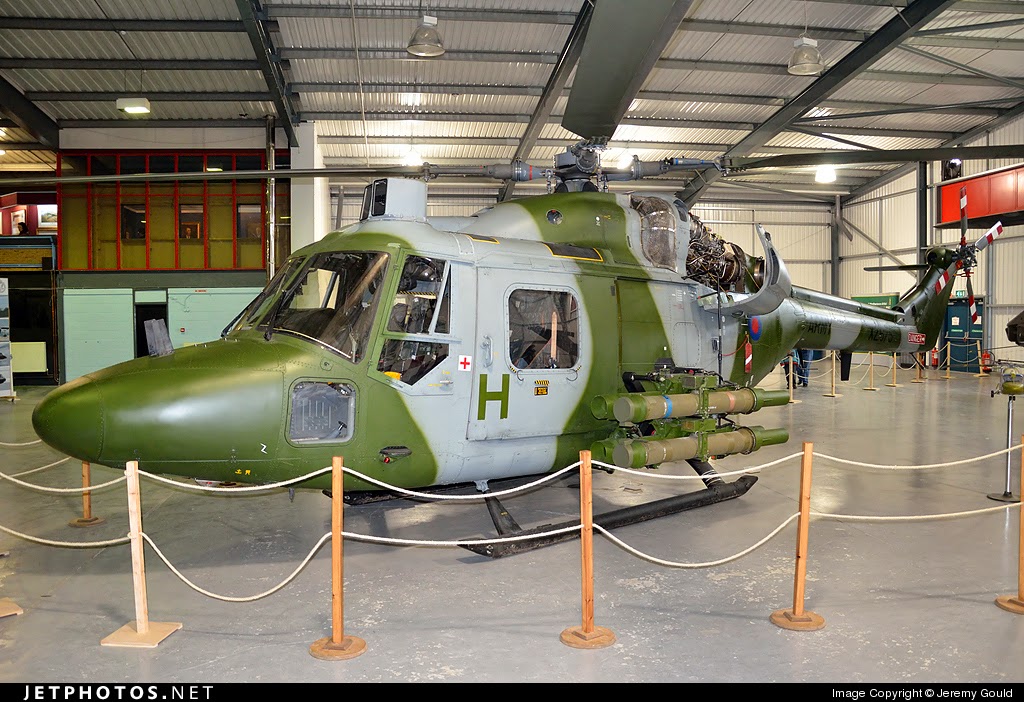 Fuerzas Armadas del Reino Unido  Lynx_AH7