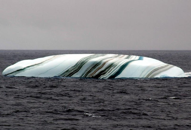 الجبال الجليدية الملونة Striped-iceberg-3%5B10%5D