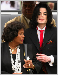 Advogados de Katherine Jackson Pediram Auditoria no Espólio de Michael Jackson Arq_kath2