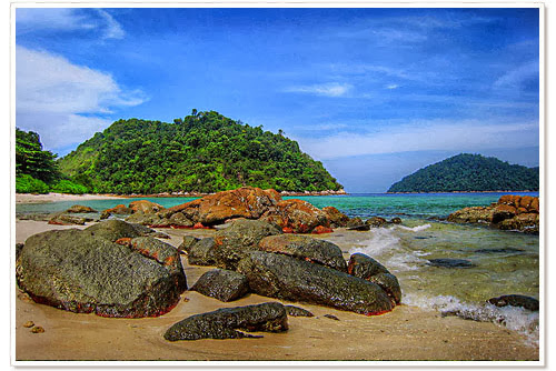 أجمل المواقع السياحية في ماليزيا Islands-malaysia-sembilan-big