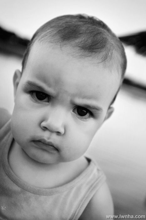 Funny pics of angry babies Babies_that_are_pissed_13