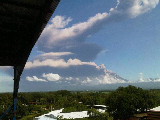 Nicaragua: esplode il vulcano San Cristobal, migliaia di evacuati  3825_470377432995048_274118042_n