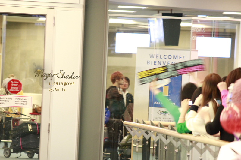 [20/5/2011][Pic] JYJ - Vancouver Airport  As%2Btagged%2B%25283%2529