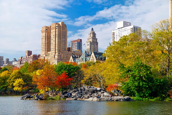 صور لا مثيل لها روعة  - صفحة 9 Central-park-manhattan-new-york-nyc-fall-autumn-foliage