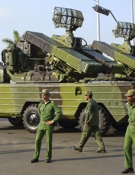 Fuerzas Armadas de Cuba Sa-8_gecko_air_defense_missile_system_cuban_cuba_army_military_parade_havana_revolution_square_april_16_2011_003