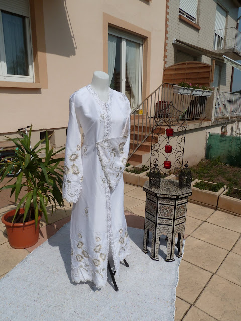 Caftan blanc P1020508